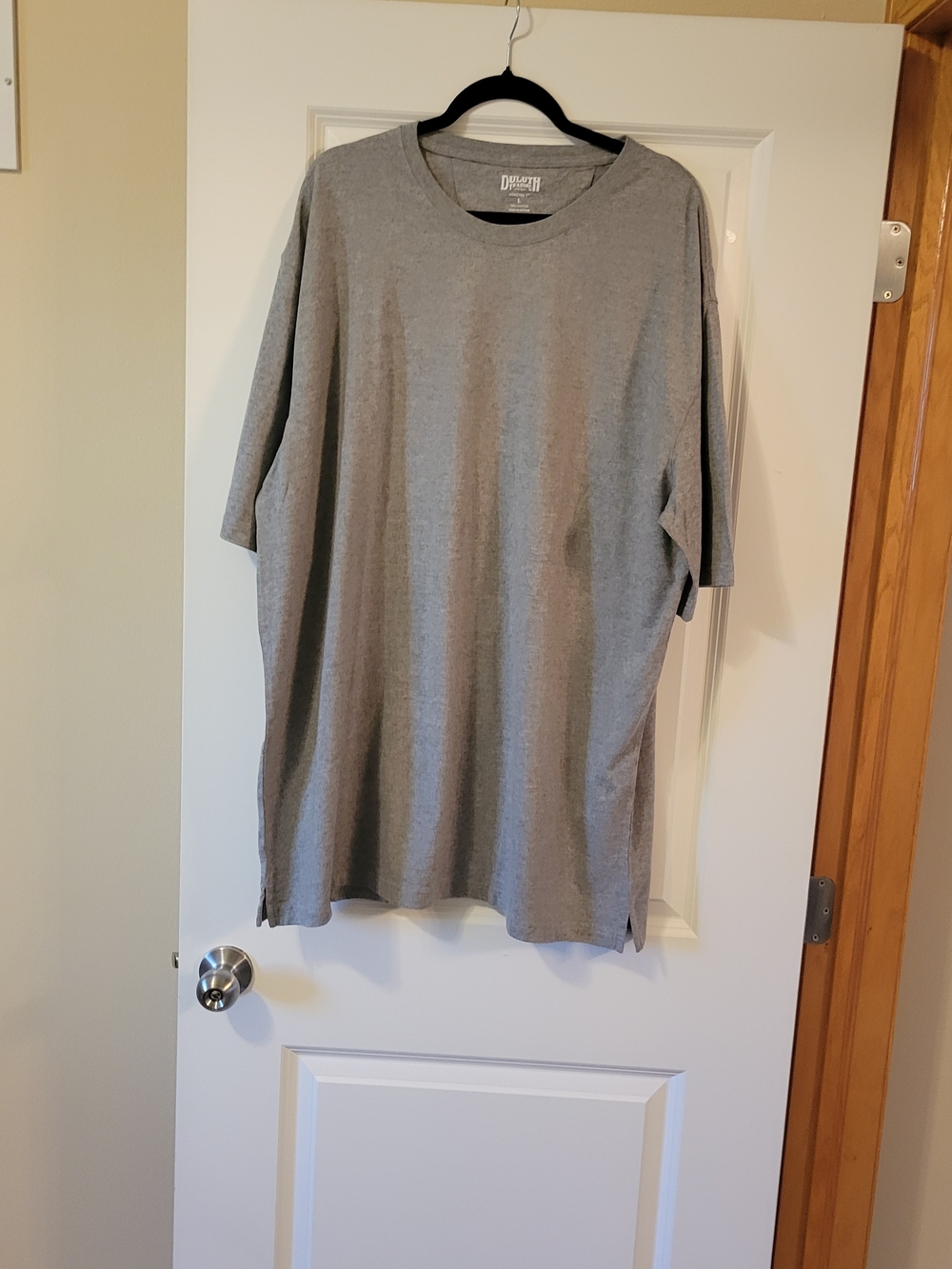 Duluth Trading Co Heather Gray Short Sleeve Longtail Tee In LONG